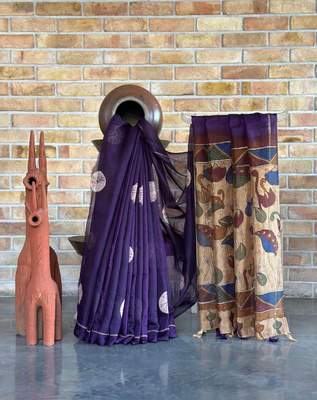 Premium Linen Kalamkari and Shibori Fusion Saree with Fancy Tassels (Purple Linen Saree)